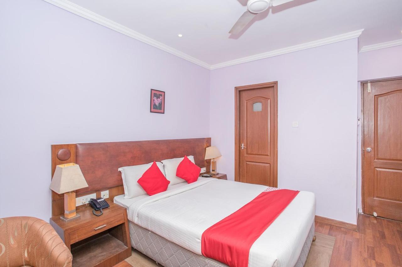 Hotel Oyo 9925 The Ocea International à Bangalore Extérieur photo